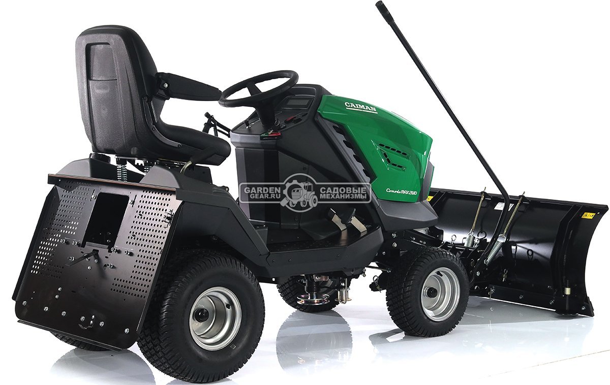 Садовый трактор Caiman Comodo Max 2WD 107D2C2 с отвалом 120 см и цепями на колеса