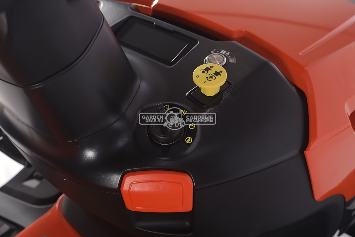 Садовый трактор Yard Fox Optima T 108 SDH (PRC, Loncin V-Twin 586 куб.см., гидростатика, боковой выброс, ширина кошения 108 см, 200 кг)