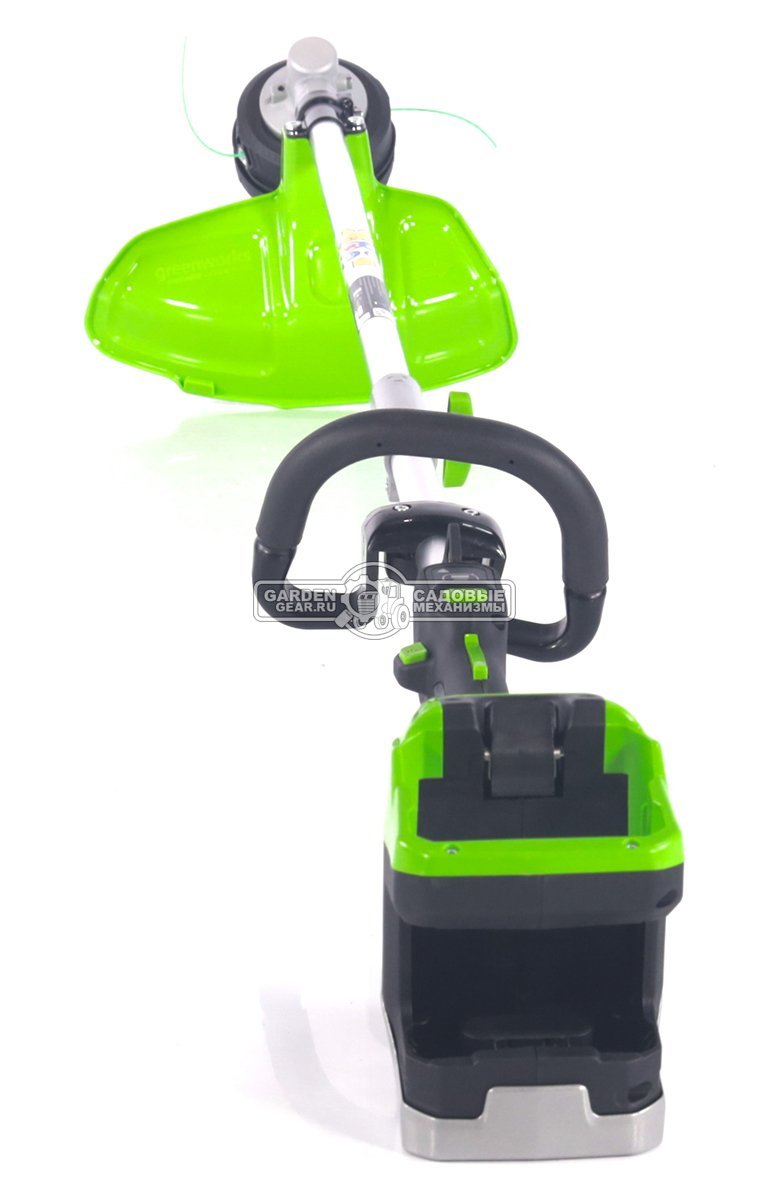 Триммер аккумуляторный GreenWorks ST161S с АКБ 5 А/ч и ЗУ (PRC, BL 82В, 1.6 кВт, леска 2.4 мм, D-рукоятка, ремень, разъем, 5.7 кг)