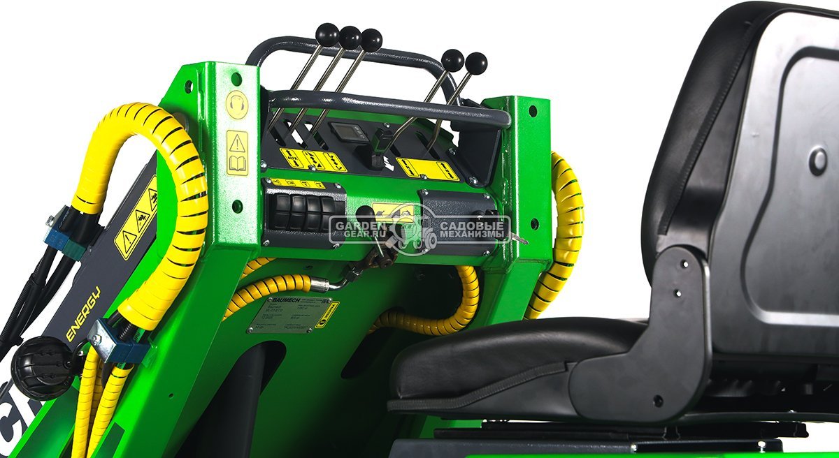 Универсальная машина мини-погрузчик Baumech ML-03 Eco с электродвигателем