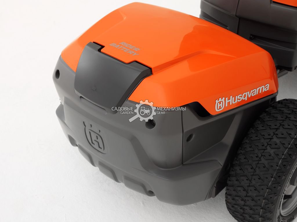 Садовый райдер Husqvarna Battery Rider аккумуляторный с декой 85 см. (SWE, 125 Ah., 3x12V., гидростатика, 270 кг.)