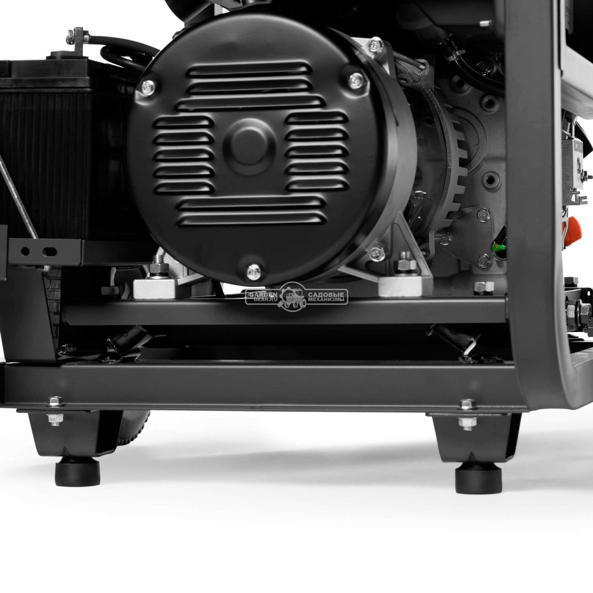 Дизельный генератор Daewoo DDAE 9000XE 2024 (PRC, 531 см3, 14 л.с., 7.2/8.0 кВт, электростарт, колеса, ATS, 18 л, 117 кг)