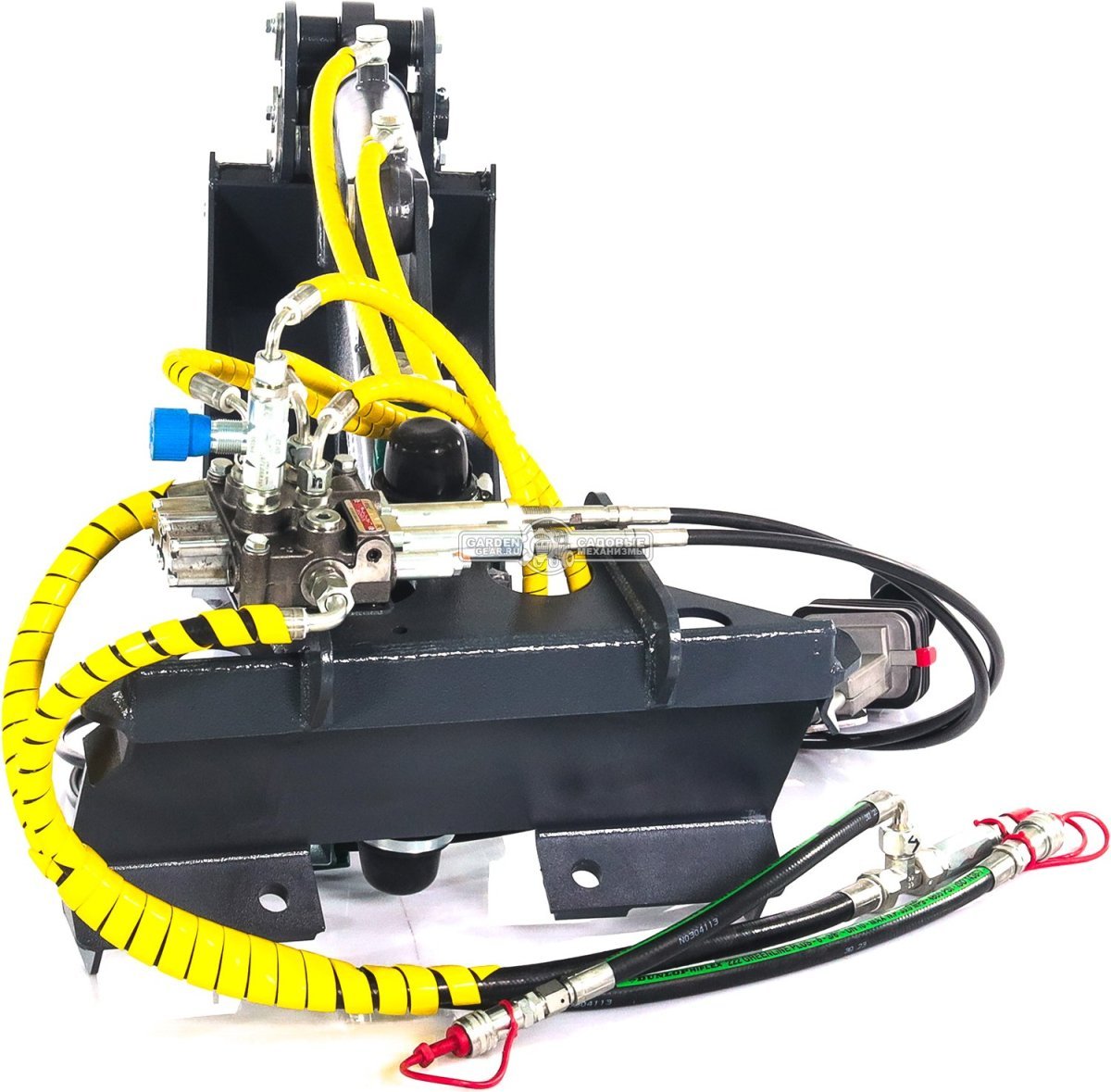 Экскаватор лопатковый с поворотным механизмом Baumech макс. глубина копания 135 см., ширина ковша 25 см., макс. высота выгрузки 290 см., 84 кг. 