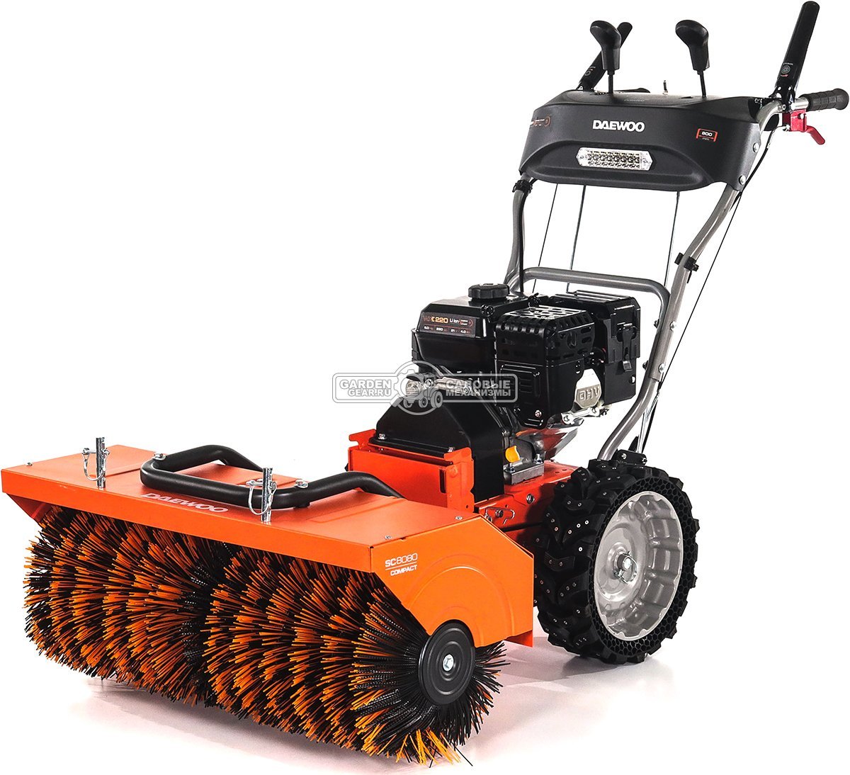 Подметальная машина Daewoo SC 8080 (PRC, Daewoo 220 куб.см., запуск от аккумулятора 21В, фара, скорости 6/2, ширина 80 см., диаметр 35 см., 87 кг.)