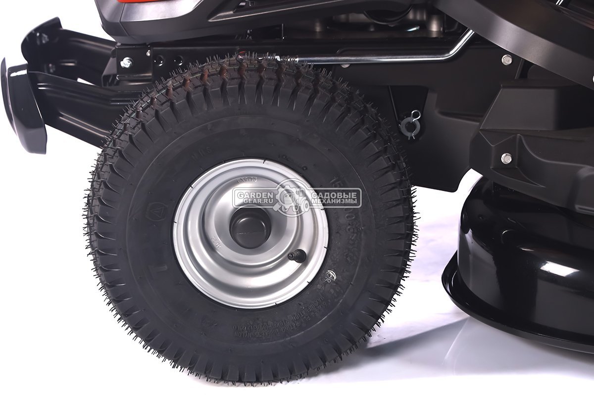 Садовый трактор Yard Fox Optima T 108 RDH (PRC, Loncin V-Twin 586 куб.см., гидростатика, травосборник 260 л, ширина кошения 108 см, 220 кг)