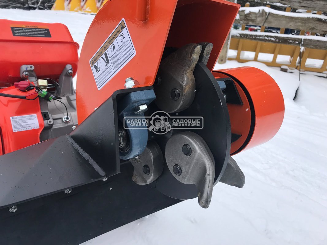 Измельчитель пней DR-SG-15R (PRC, 420 см3, диаметр фрезы 300 мм, 8 ножей, 110 кг)