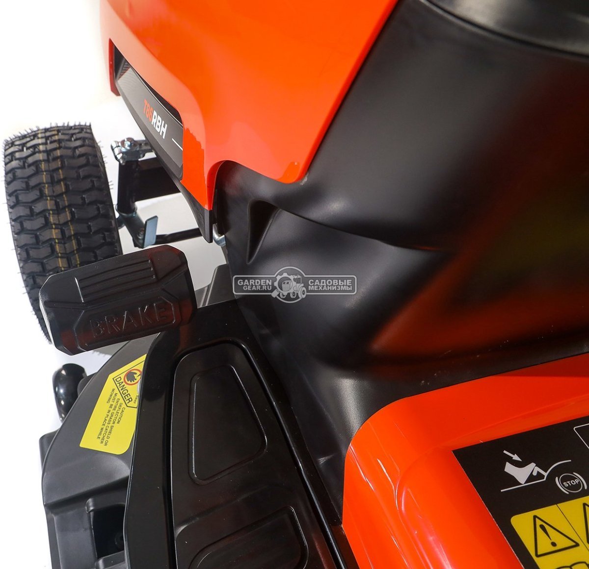 Садовый трактор Yard Fox T 86RBH (PRC, Loncin, 352 куб.см., гидростатика, травосборник 245 л, ширина кошения 86 см, 184 кг)