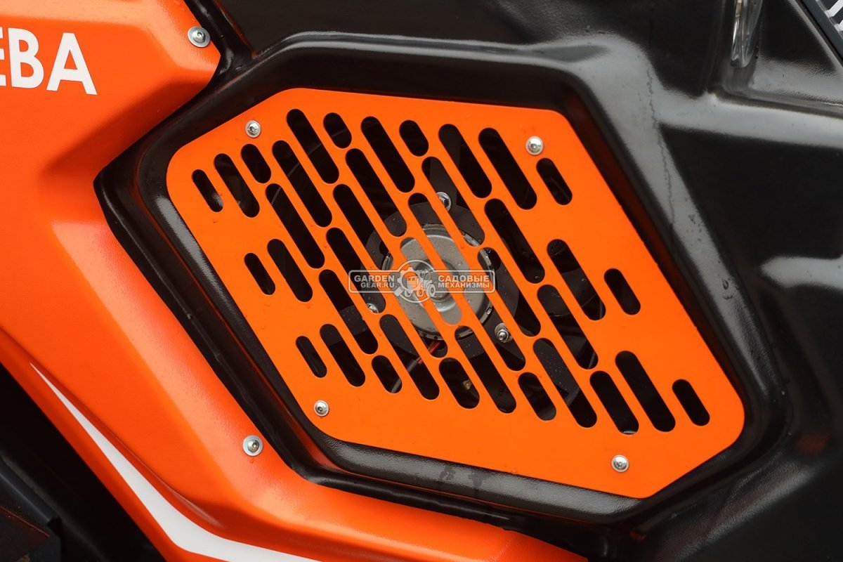 Фронтальный погрузчик Нева с кабиной (RUS, ММЗ-3LDT, 42 л.с., 60 л/мин, грузоподъемность 1200 кг, 2100 кг)