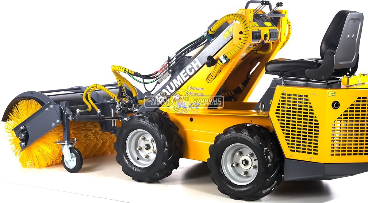 Универсальная машина мини-погрузчик Baumech ML-02 Pro + гидравлическая щётка 115 см., с двигателем Zongshen GB750 V-Twin
