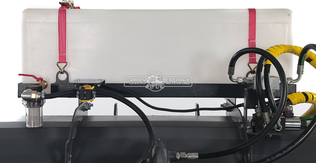 Щетка бункерная Baumech с системой орошения ширина 110 см., объем бункера 100 л., выгрузка гидравлическая, диаметр 400 мм., 180 кг.