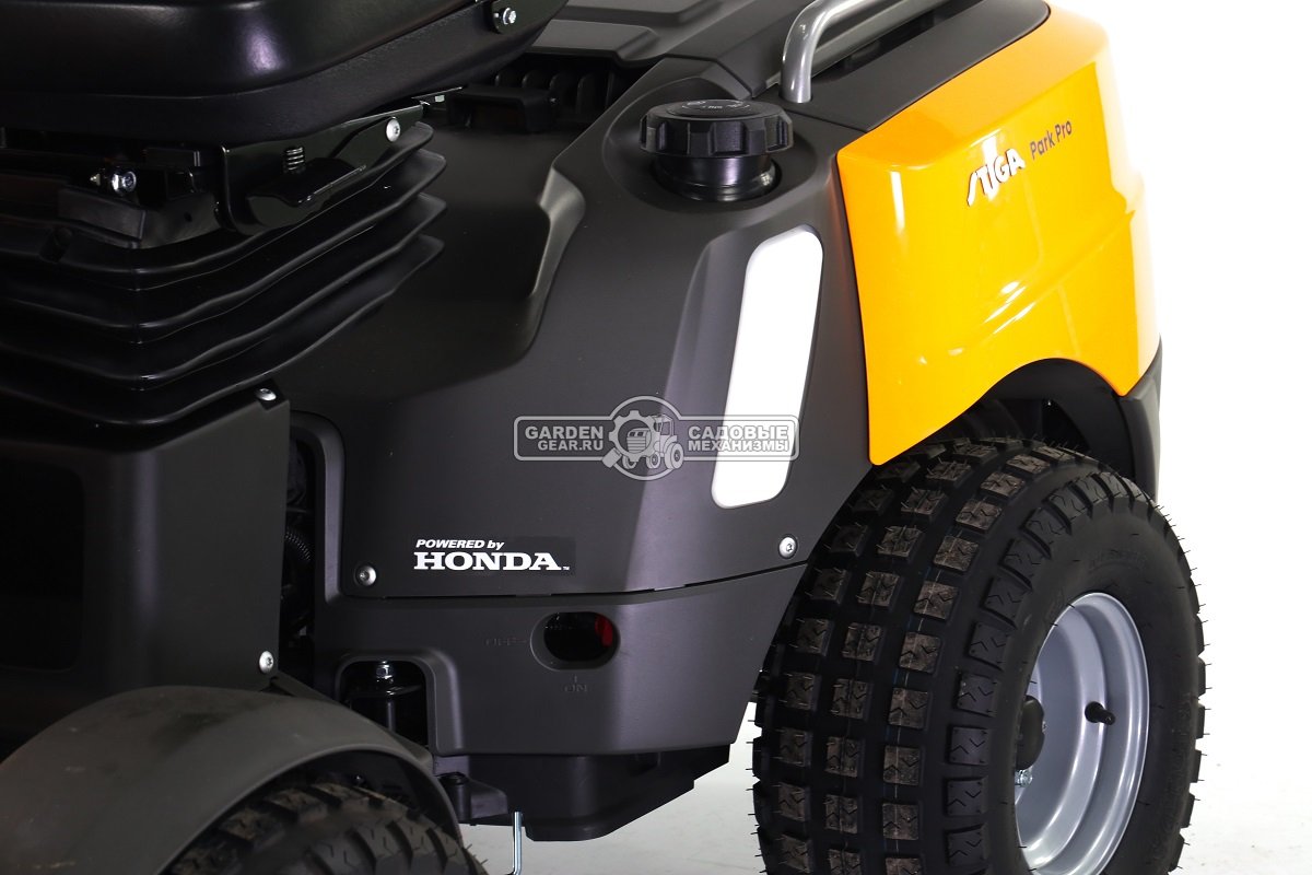 Садовый райдер Stiga Park PRO 900 AWX 4WD без деки (ITA, Honda GXV 690, 688 куб.см., гидростатика, полный привод, гидровыходы, 270 кг.)