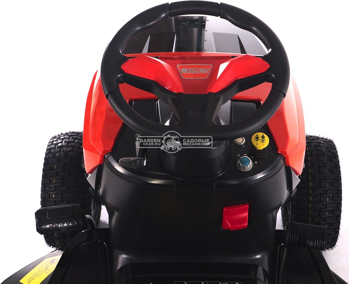 Садовый трактор Oleo-Mac OM 102R/16 K (PRC, Emak K 1600 AVD, 452 см3, 102 см., гидростатика, травосборник 300 л., 194 кг.)