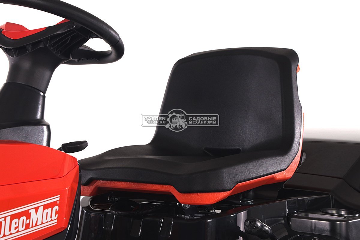 Садовый трактор Oleo-Mac OM 102R/19 KV (PRC, Emak K 1900 V-Twin, 586 см3, 102 см., гидростатика, травосборник 300 л., 198 кг.)