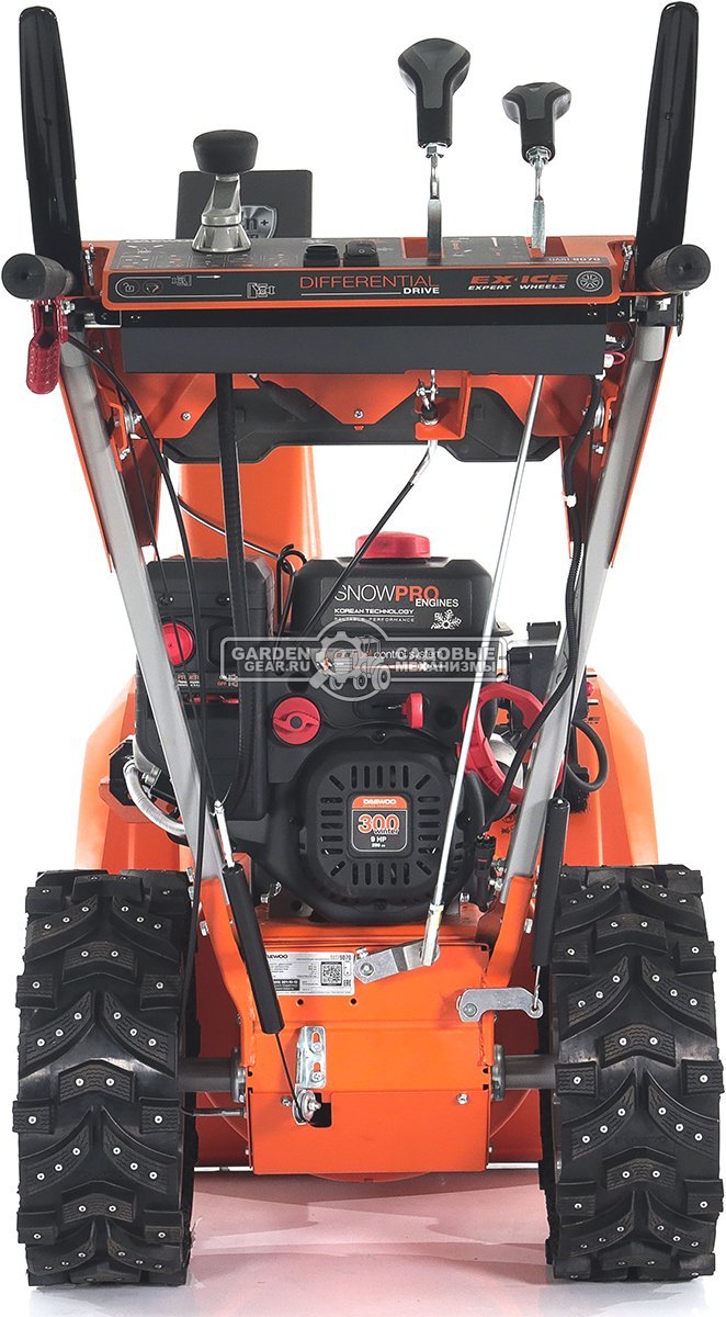 Снегоуборщик Daewoo DAST 9070 (PRC, 67 см., Daewoo, 298 куб.см., эл/стартер 220В, фара, скорости 5/2, колеса EX-ICE, подогрев рукояток, 112 кг.)