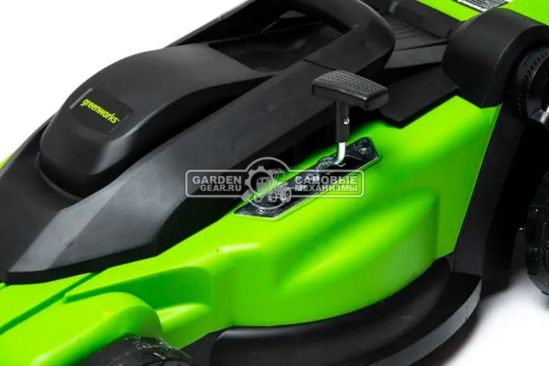 Газонокосилка электрическая GreenWorks GW 2000W (PRC, 43 см, 2000 Вт, пластик, мульчирование, 50 л, 17 кг)