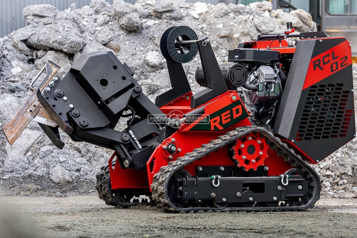 Мини-кабелеукладчик самоходный гусеничный RED RCL-02 Loncin 35 л.с., глубина укладки кабеля до 35 см., сечение кабеля до 40 мм., 3 м/мин., 900 кг.