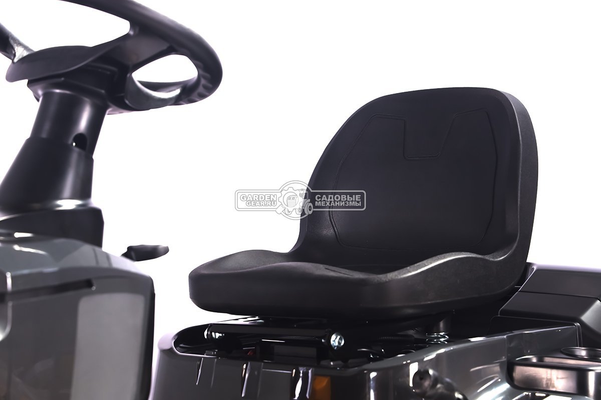 Садовый трактор Cub Cadet LT3 R102 (PRC, Cub Cadet V-Twin, 679 куб.см., гидростатика, травосборник 245 л, ширина кошения 102 см, 211 кг)