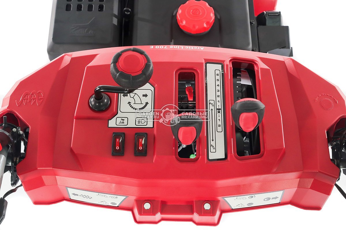 Снегоуборщик Geos Arctic Line 700 E (PRC, 70 см, Loncin, 375 куб.см., скорости 6/2, автоматический дифференциал, фара, эл/стартер 220В, 123 кг)