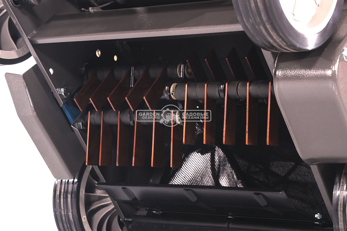 Вертикуттер - аэратор бензиновый Caiman Edgar 60C (RUS, Caiman Engine, 196 куб.см., сталь, 38 см., травосборник 40 л., 46 кг.)