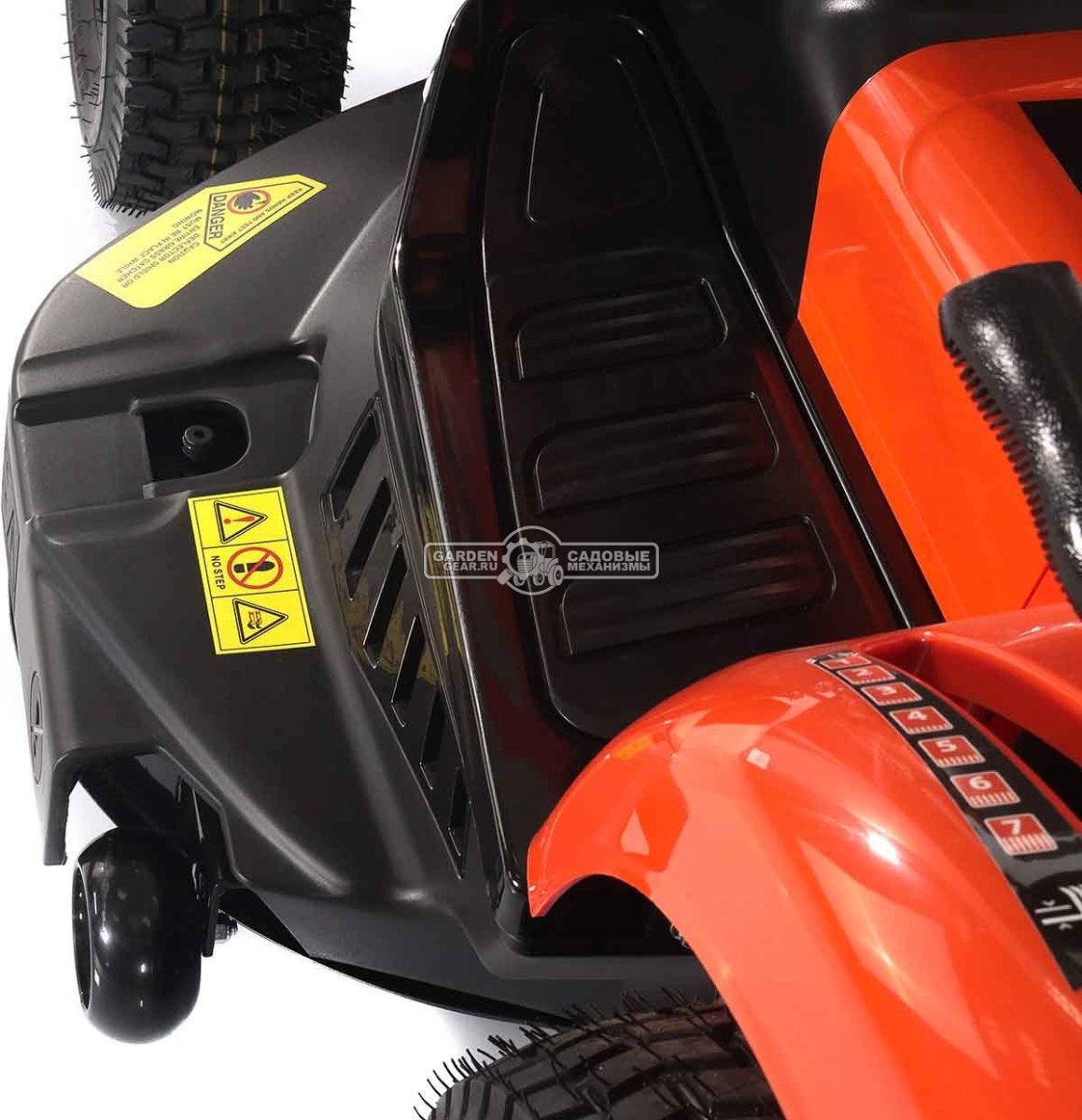 Садовый трактор Yard Fox T 102RDH (PRC, Loncin LC2P73F, 586 куб.см., гидростатика, травосборник 245 л, ширина кошения 102 см, 196 кг)