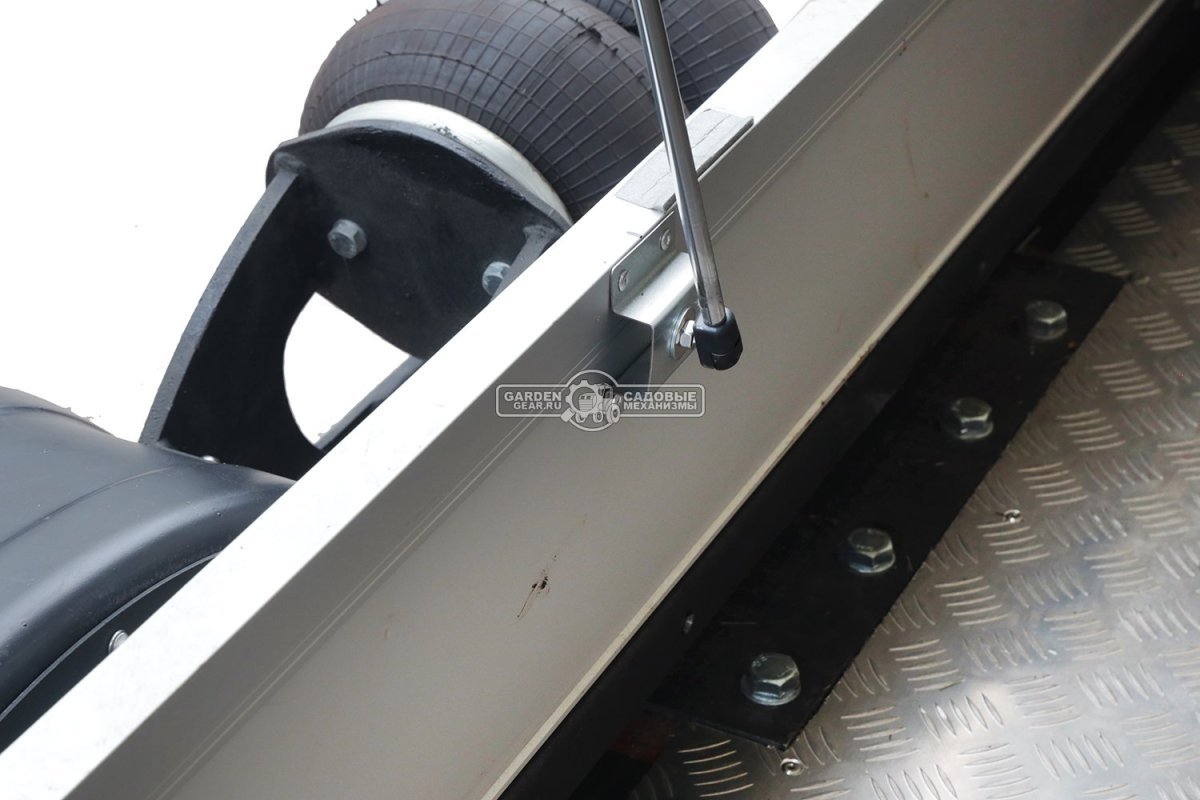 Прицеп с опускающейся платформой на пневмоподвеске Baltic Mechanic Polygon-City PC 750 Спарка для перевозки спецтехники, пневмолифт, крышка, 3500x1500