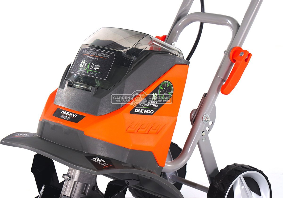 Культиватор аккумуляторный Daewoo DAT 3042Li SET с 2 АКБ 5 А/ч и ЗУ (PRC, BL 2х21В, 30 см, 11 кг)