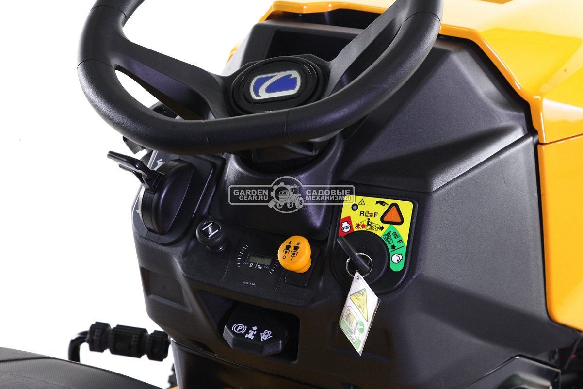 Садовый трактор Cub Cadet XT2 QR106 (USA, Kawasaki, V-Twin, 726 куб.см., гидростатика, травосборник 320 л., ширина кошения 106 см., 253 кг.)