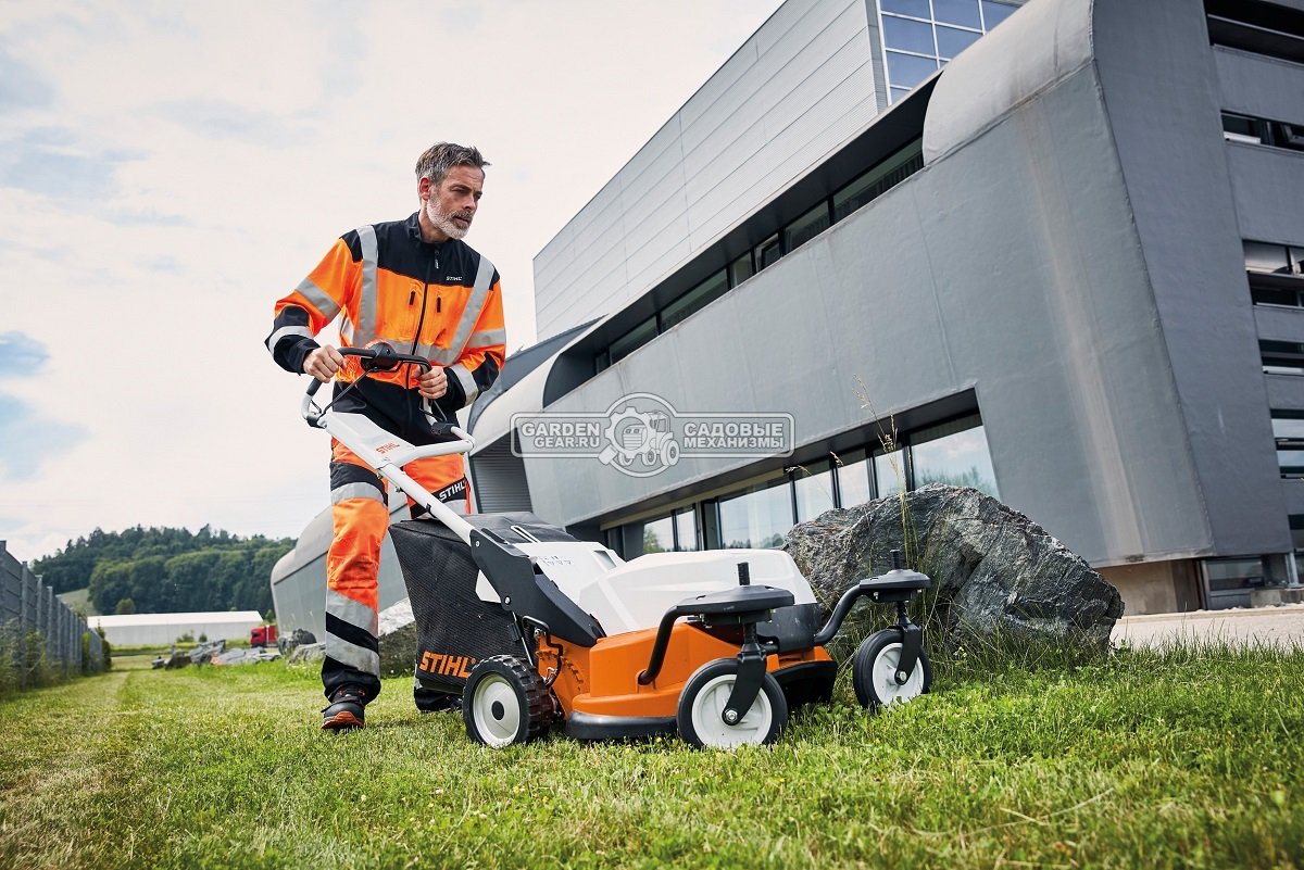 Газонокосилка аккумуляторная Stihl RMA 765.0 V самоходная с 2 x AP300S, ADA 700 и AL500 (AUT, 36В Pro, 63 см., вариатор, 80 л., алюминий, 44 кг.)