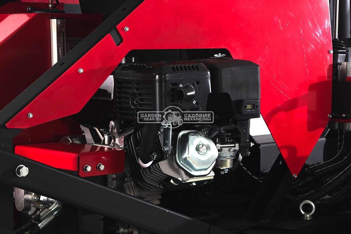 Прицепной экскаватор RED Rhino RBV-06 максимальная комплектация, Lifan 15 л.с., глубина копания 2,2 м., ковш 250 мм., 600 кг.