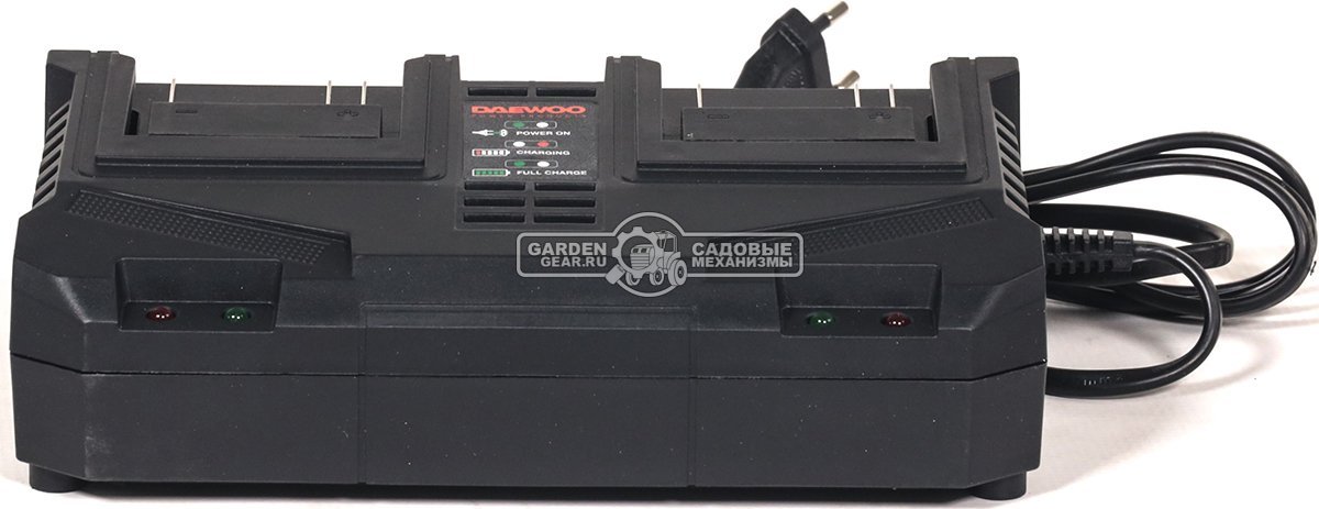 Зарядное устройство Daewoo DACH 8021Li быстрой зарядки двойное (PRC, 2x4.0А, 21В, 0.52 кг)