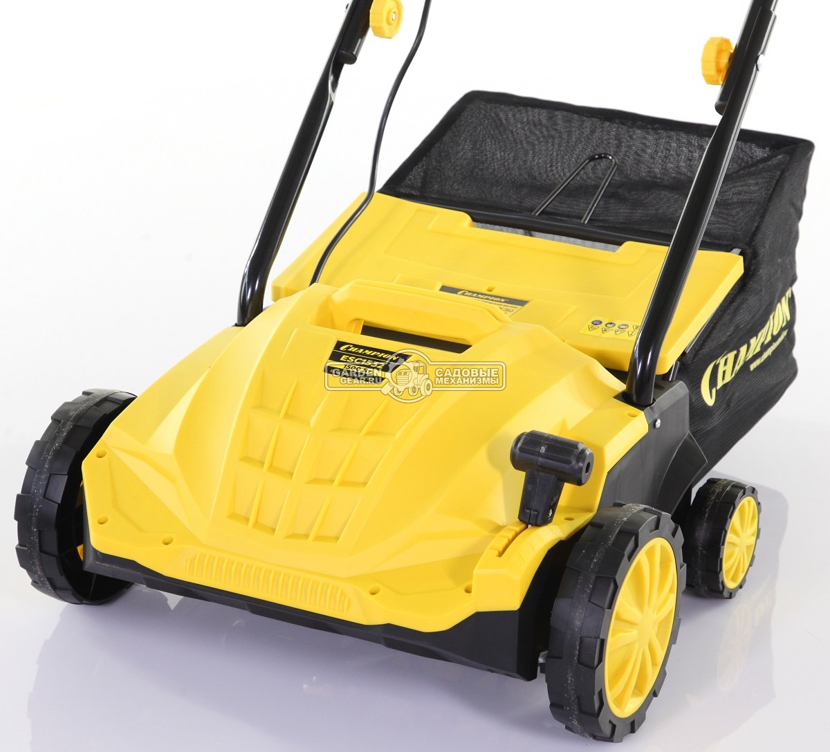 Вертикуттер - аэратор электрический Champion ESC1532 (PRC, 1500 Вт, 32 см, ножи + пружины, 35 л, 9,3 кг)