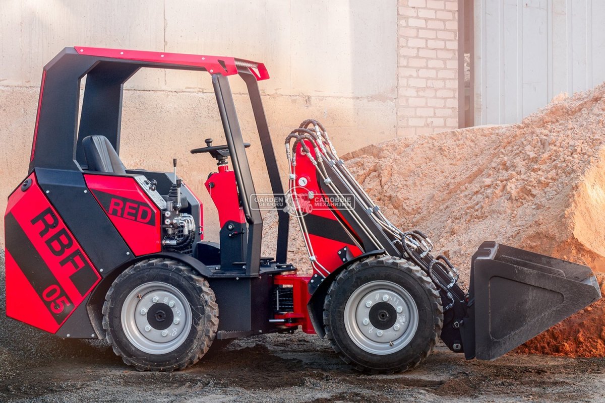 Мини-погрузчик шарнирно сочленённый RED RBF-05 с открытой кабиной Lifan 37 л.с., грузоподъемность до 1000 кг., ковш 300 л., 1600 кг.