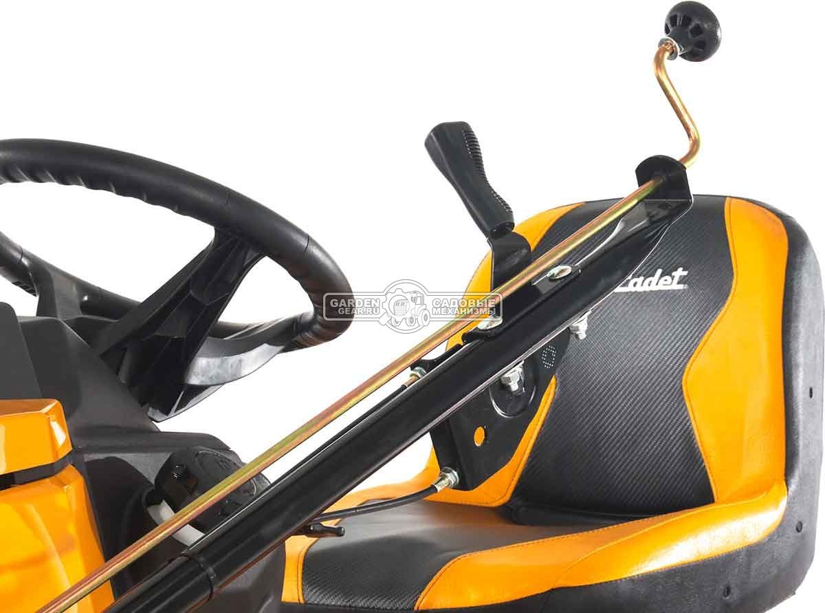 Снегоуборочный трактор Cub Cadet XT2 PS117i с 3X роторным снегоуборщиком
