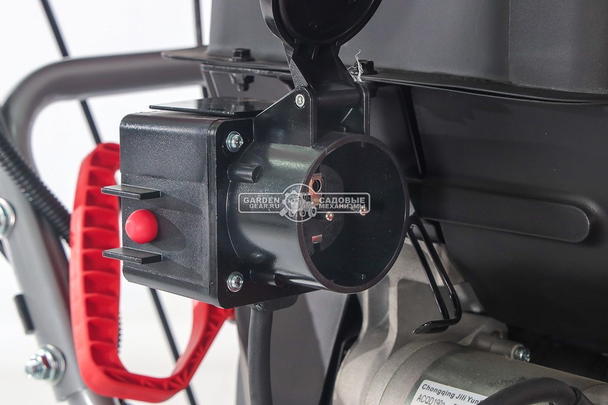 Снегоуборщик Geos Arctic Line 700 E (PRC, 70 см, Loncin, 375 куб.см., скорости 6/2, автоматический дифференциал, фара, эл/стартер 220В, 123 кг)