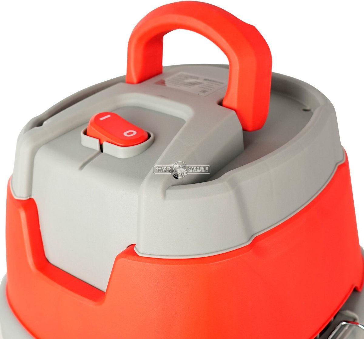 Пылесос промышленный Evoline WAD 120 для сухой и влажной уборки (PRC, 1.4 кВт, 3900 л/мин, 170 мбар, контейнер 20 л, шланг 1.5 м, 8.3 кг.)