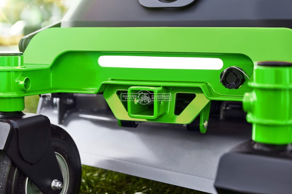 Садовый минирайдер GreenWorks ZTCS92 Stand-On аккумуляторный с нулевым радиусом разворота (PRC, 92 см, 82В, 105 Ач / 8 кВтч, 430 кг)
