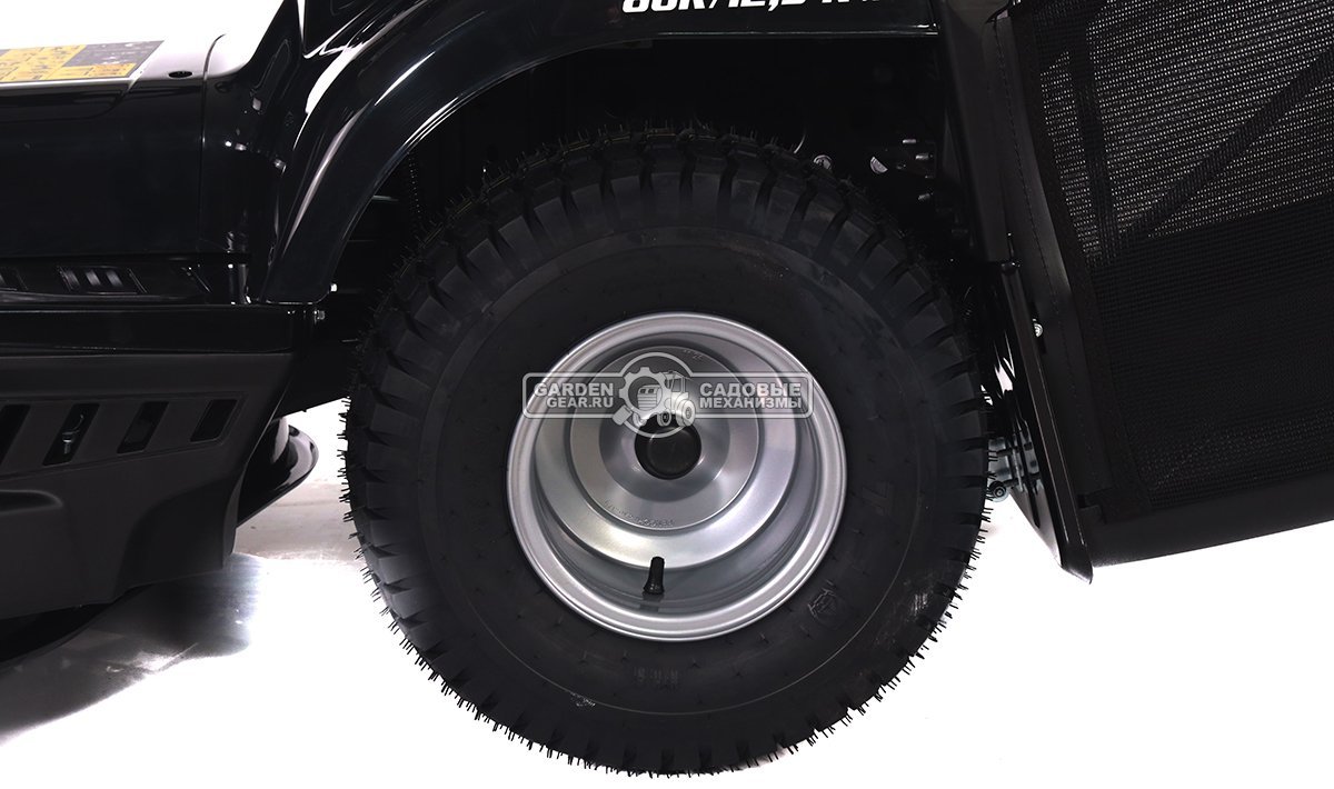 Садовый трактор Oleo-Mac OM 86R/12,5 К M (PRC, Emak K 1250 AVD, 413 см3, 86 см., механика, травосборник 300 л., 190 кг.)