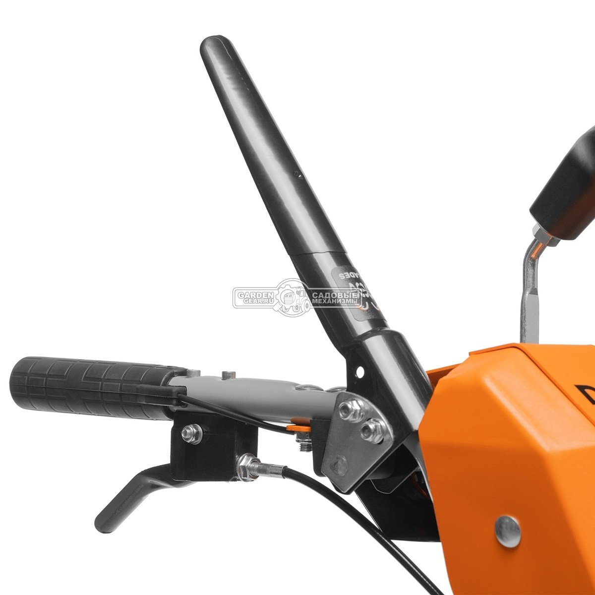 Снегоуборщик Daewoo DAST 1590 (EFI) гусеничный (PRC, 88 см, Daewoo WXE350, 310 куб.см., запуск от аккумулятора, фара, 3-х угольные гусеницы, 142 кг.)