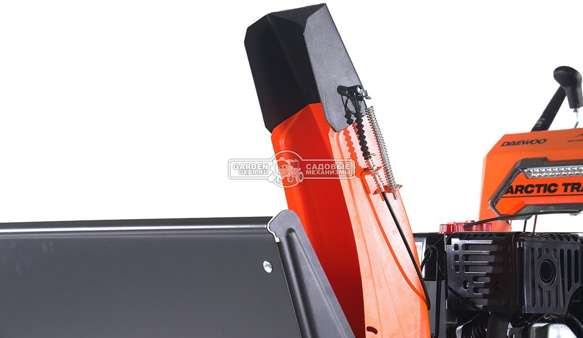 Снегоуборщик Daewoo DAST 1590 (EFI) гусеничный (PRC, 88 см, Daewoo WXE350, 310 куб.см., запуск от аккумулятора, фара, 3-х угольные гусеницы, 142 кг.)