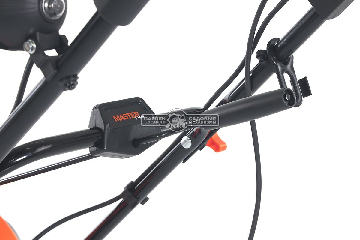 Снегоуборщик электрический Daewoo DAST 2600E (PRC, 46 см., 2600 Вт., LED фара, 15,5 кг.)