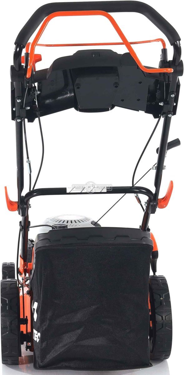 Газонокосилка бензиновая Villartec MB 3046T Village (PRC, 46 см, Daye 136 см3, сталь, 3 в 1, 60 л, 35.6 кг)