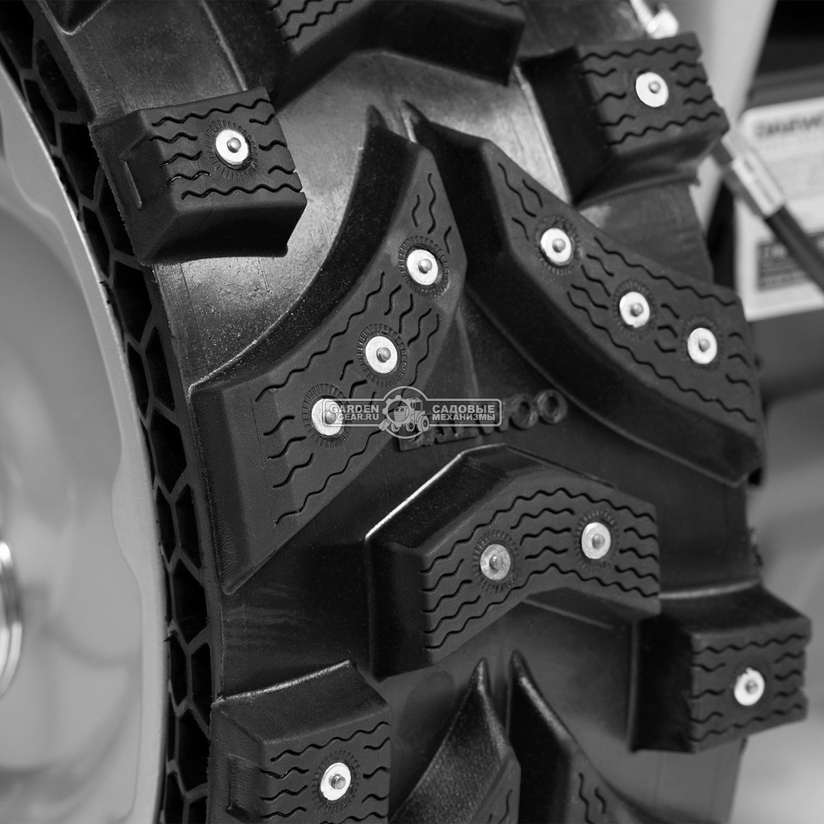 Снегоуборщик Daewoo DAST 1080 (LCT) (PRC, 77 см., Daewoo WXE350, 310 куб.см., запуск от аккумулятора, скорости 5/2, колеса EX-ICE, 123 кг.)