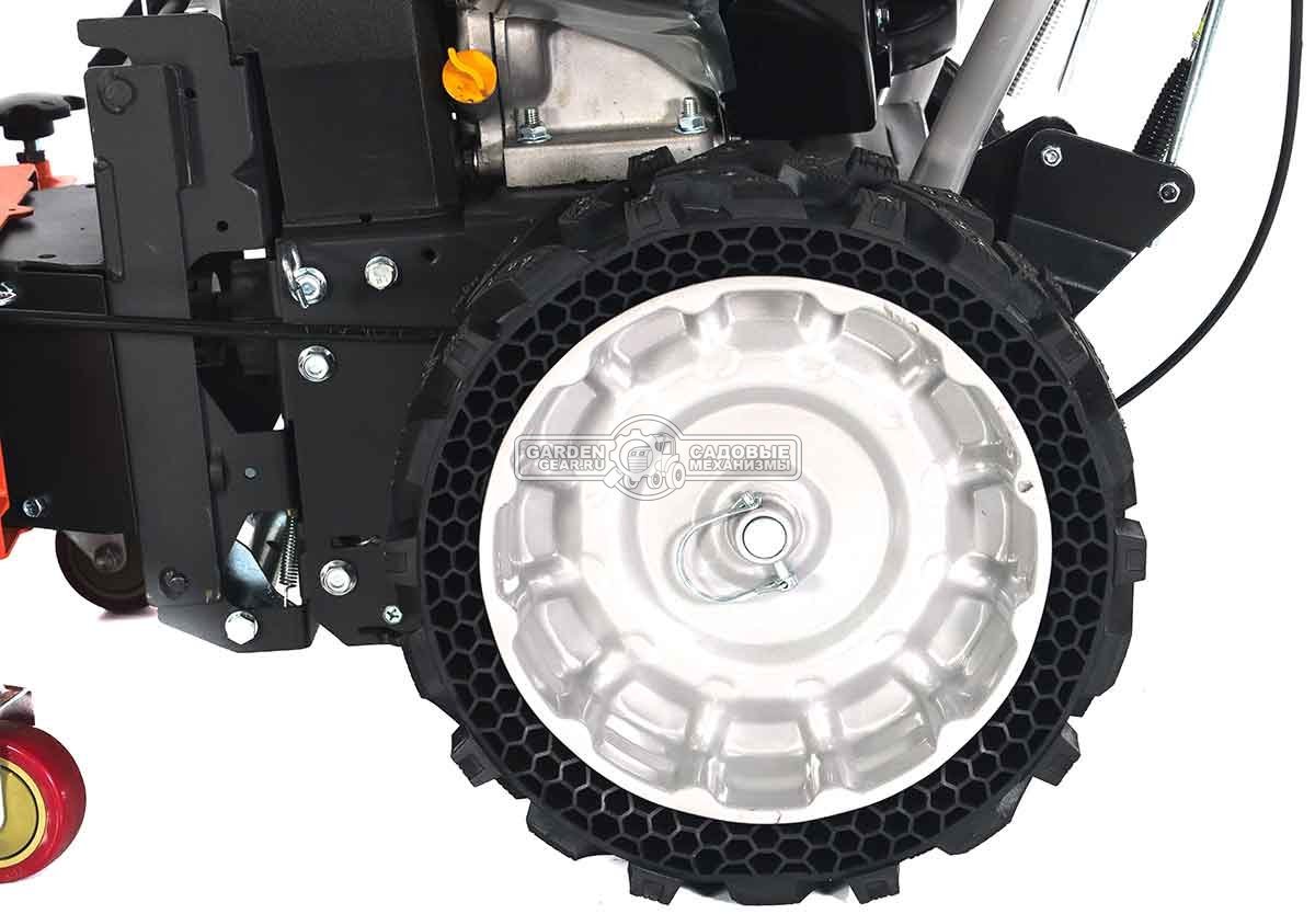 Подметальная машина Daewoo SC 7080 (PRC, Daewoo 212 см3, скорости 6/2, ширина 80 см., диаметр 35 см., колеса EX-ICE, 83 кг.)