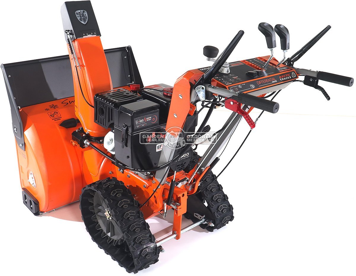 Снегоуборщик Daewoo DAST 1590 (EFI) гусеничный (PRC, 88 см, Daewoo WXE350, 310 куб.см., запуск от аккумулятора, фара, 3-х угольные гусеницы, 142 кг.)