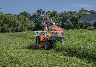 Топ-5 садовых тракторов с боковым выбросом 2021